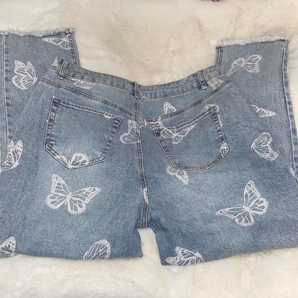 Tinseltown Butterfly Printed High rise denim jeans - Picture 2 of 2